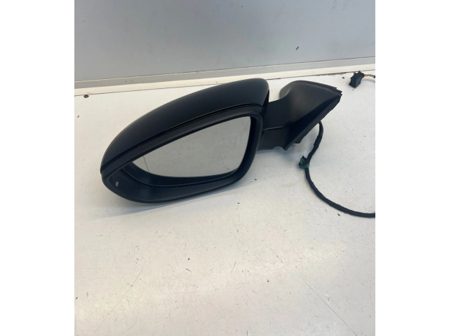 Зеркало электрическое Volkswagen Jetta VI 2011 - 2018 года