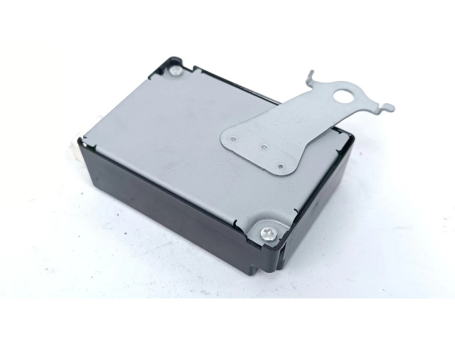 Блок управления 897A052030, 2584000041   Toyota Prius c