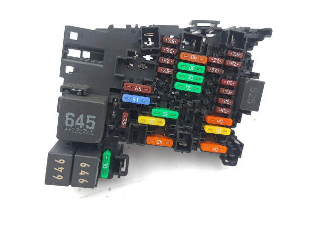 Pojistková skříňka 5Q0937615C Volkswagen T-Roc 2022