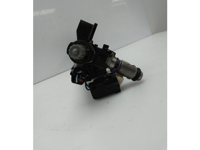 Vstřikovací lišta 036133320 Seat Ibiza IV (6J,6P)