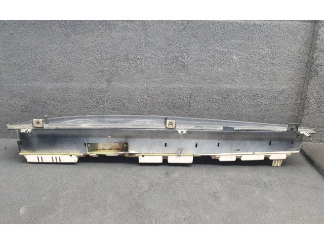 Панель приборов 4A1919033HC   Audi A6 S6 C4 4A       