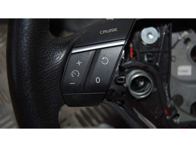 Руль Volvo V70  2005-2008 года 30723420      