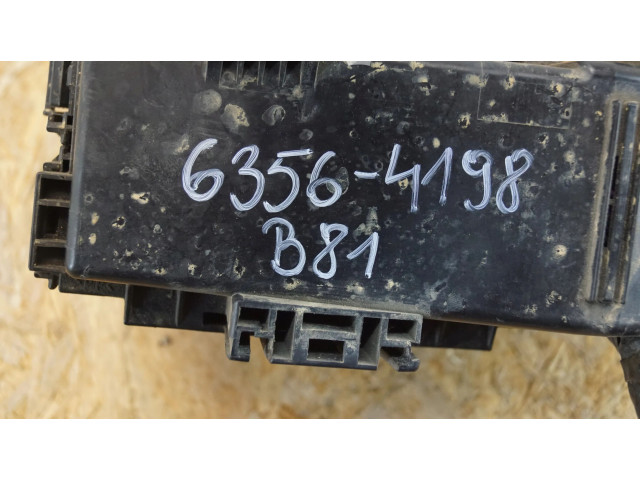 Pojistková skříňka 63564198 Nissan Navara D40 2008