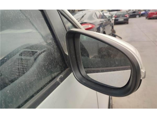 Зеркало электрическое Volkswagen Touran II 2010 - 2016 года