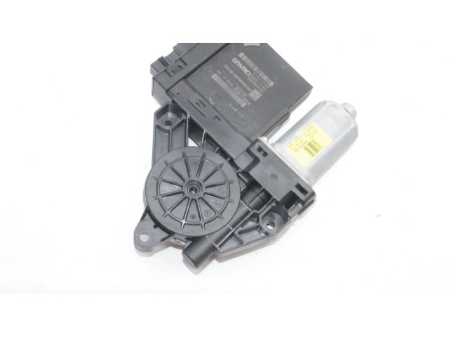 Генератор 31674758   Volvo XC40      