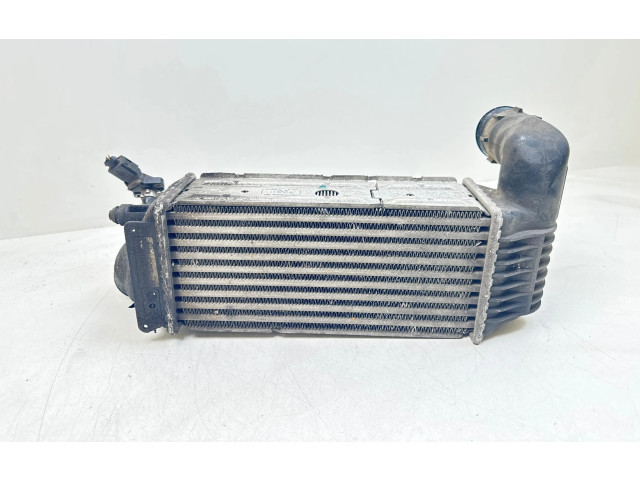 Интеркулер 9637809480, 864223EG Peugeot 607