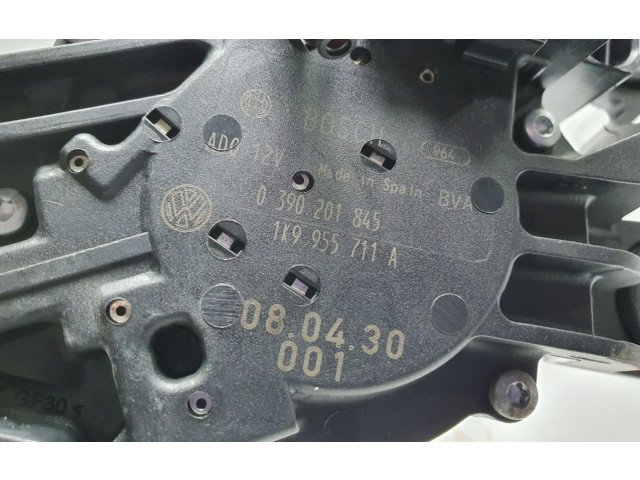 Моторчик дворников     Skoda Fabia Mk1 (6Y)