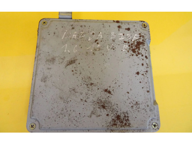 Řídící jednotka MAZDA323F Mazda 323 F 2001