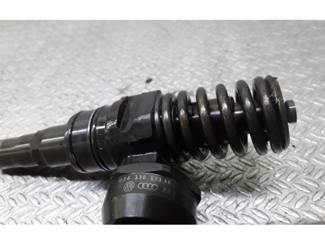 Vstřikovač 038130073AK Volkswagen Sharan