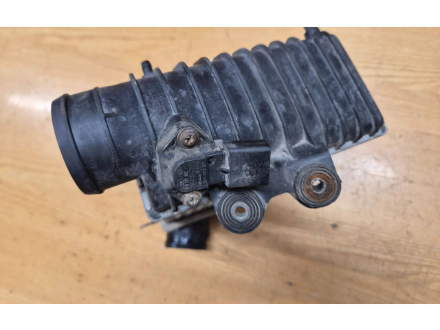 Интеркулер DAW001TT, 038906051 Volkswagen Golf IV