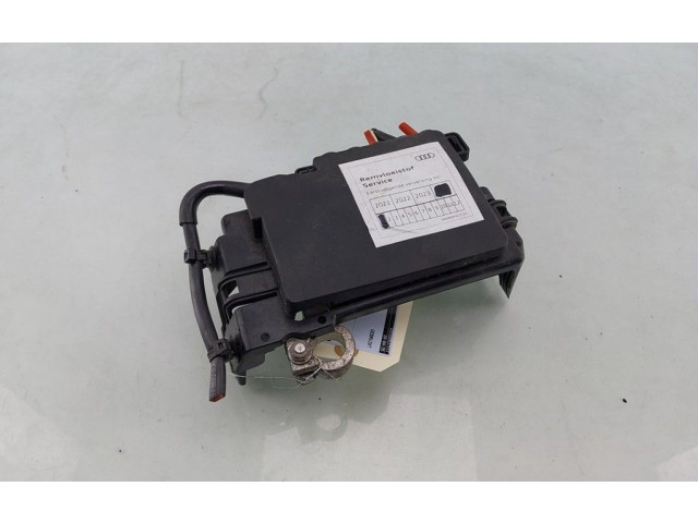 Блок предохранителей 2Q0937548D Audi A1