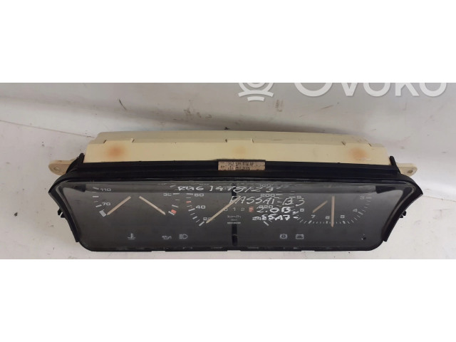 Přístrojová deska Volkswagen PASSAT B3 1988 357919033BP