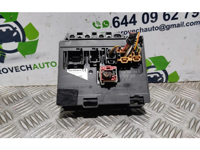 Pojistková skříňka 3AA959799E Volkswagen PASSAT 2014