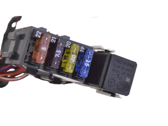 Pojistková skříňka A1645456340 Mercedes-Benz CLS C218 X218 2017