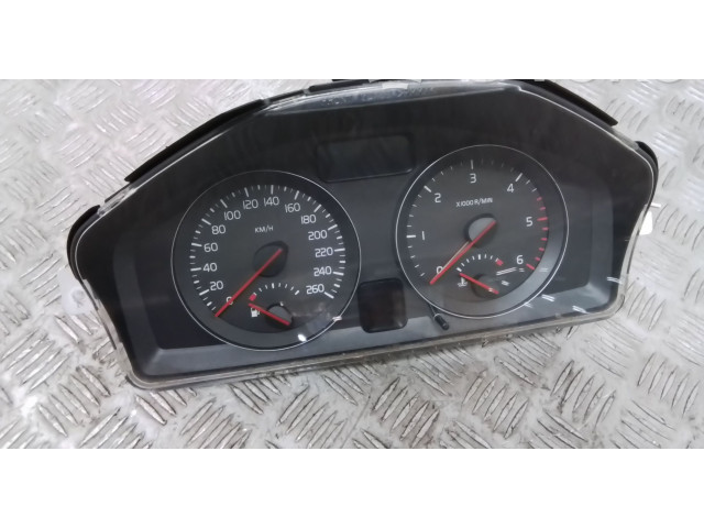Панель приборов 30765310 Volvo C30