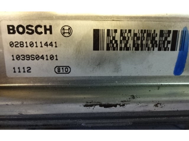 Блок управления впрыском 30646978A, 0281011441   Volvo V70