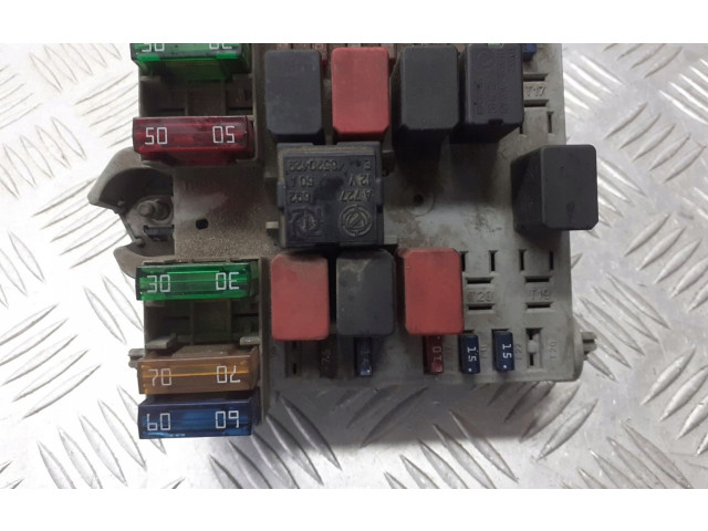 Pojistková skříňka Fiat Stilo 2005