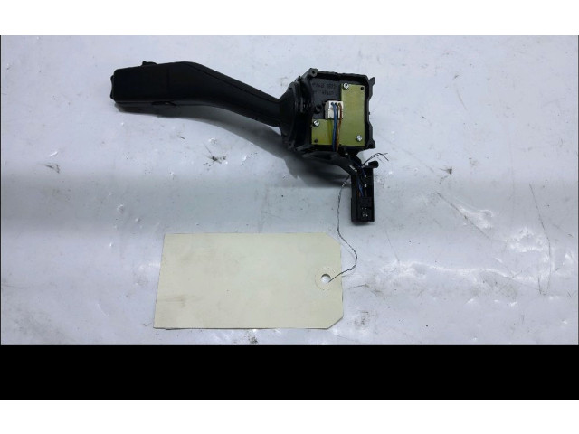 Ручка стеклоочистителей 1K0953519J9B9 Volkswagen Golf VI