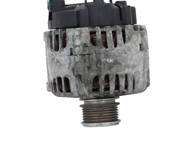 Генератор 231008017R Dacia Duster