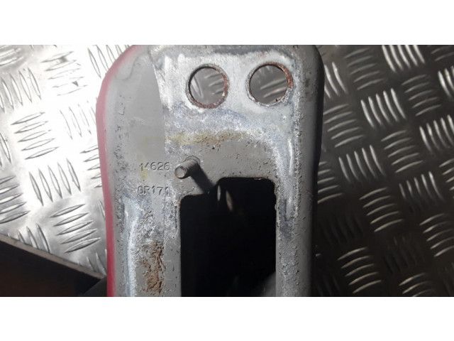 Передний aмортизатор бампера