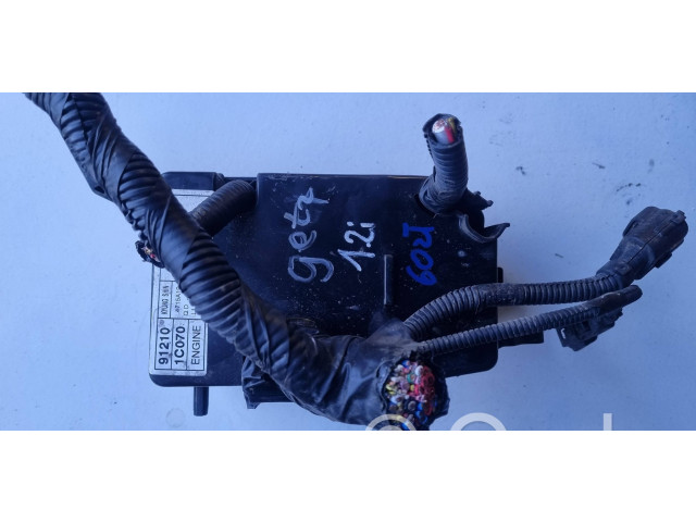 Блок предохранителей  91210-1C070   Hyundai Getz    