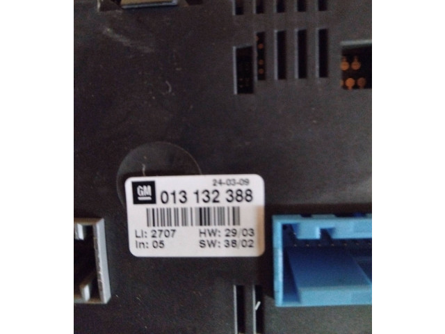 Блок управления климат-контролем 013132388 Opel Meriva A