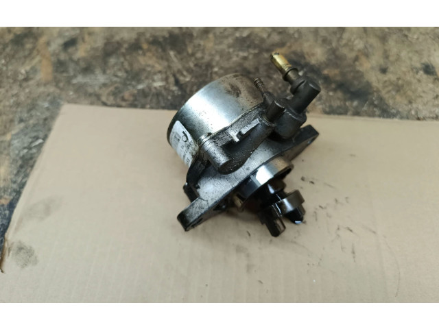 Вакуумный насос 55193232, 0300458207 Alfa Romeo Mito 1.2