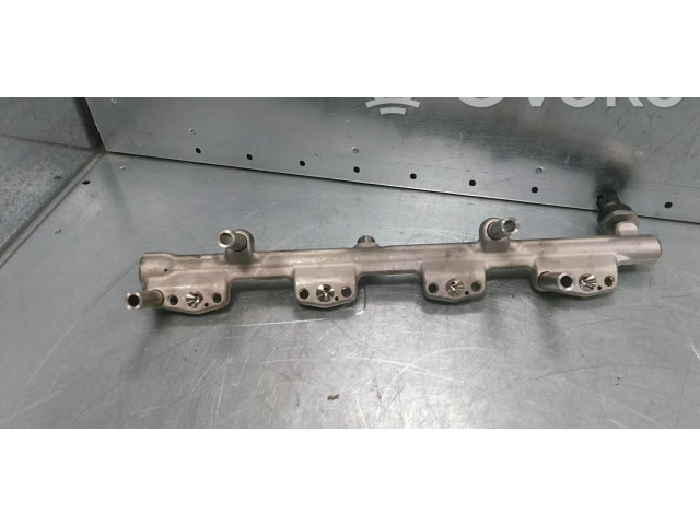 Топливная рампа 13538665633, 8665633 BMW X3 G01 для двигателя B48B20A