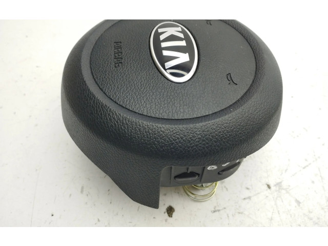 Подушка безопасности водителя 80100J7000 KIA Ceed