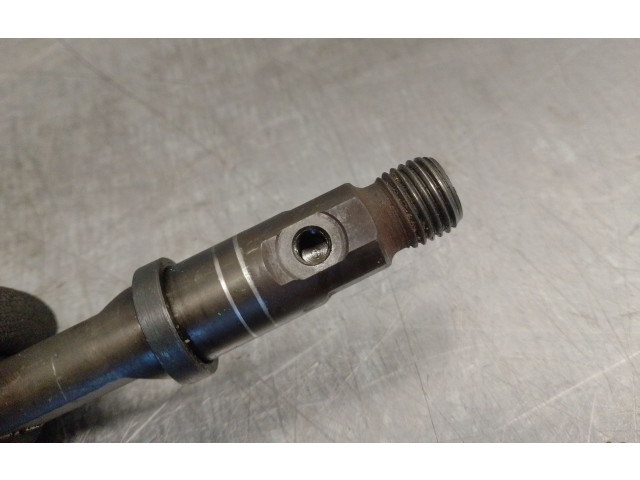 Форсунка 059130201E    Audi A6 S6 C5 4B  AFB 