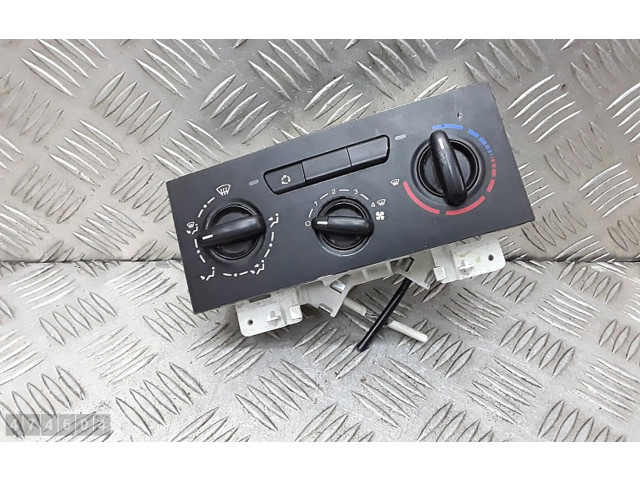 Блок управления климат-контролем a42102400   Citroen Jumpy