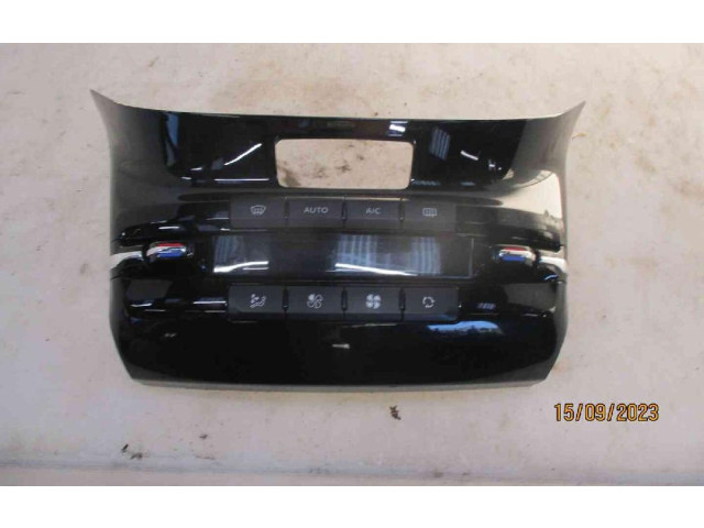 Блок управления климат-контролем 96722471XU, 96722471XU Peugeot 2008 II