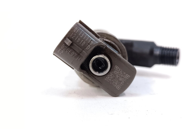 Vstřikovač 55570012 Opel Zafira C B16DTH