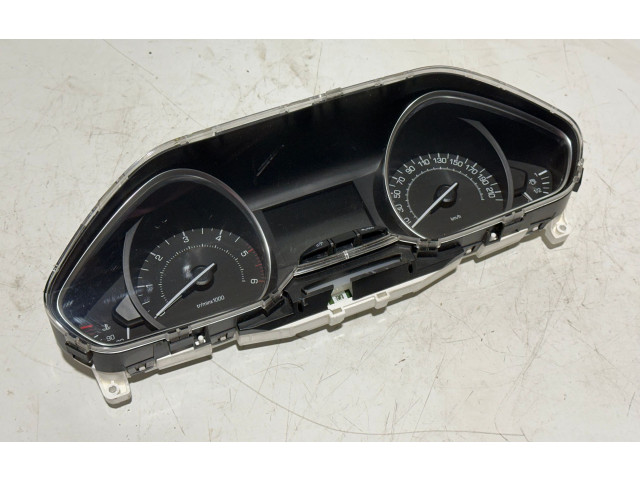Панель приборов 9814696580 Peugeot 2008 I