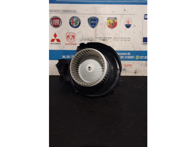 Вентилятор печки       Jeep Renegade