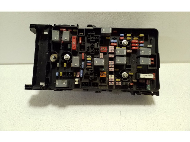 Блок предохранителей 63565110, 58235117AC Jeep Cherokee