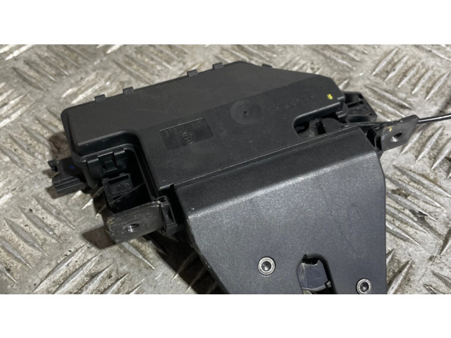 Zámek zadních dveří 7840617   BMW 1 E81 E87 2010