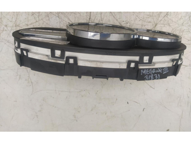 Přístrojová deska Renault Megane III 2010 A2C53363613