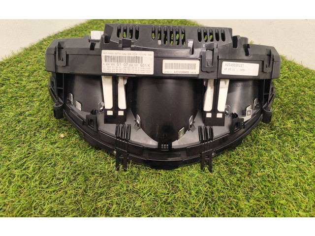 Панель приборов A2049005107, A2049012301   Mercedes-Benz GLK (X204)       