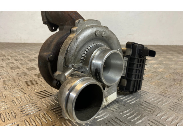 Turbodmychadlo Турбина A6420900280, 8102521A1701 Mercedes-Benz E W211 642921