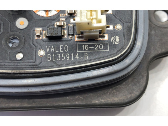 Блок управления B135914-B   Ford Escape IV