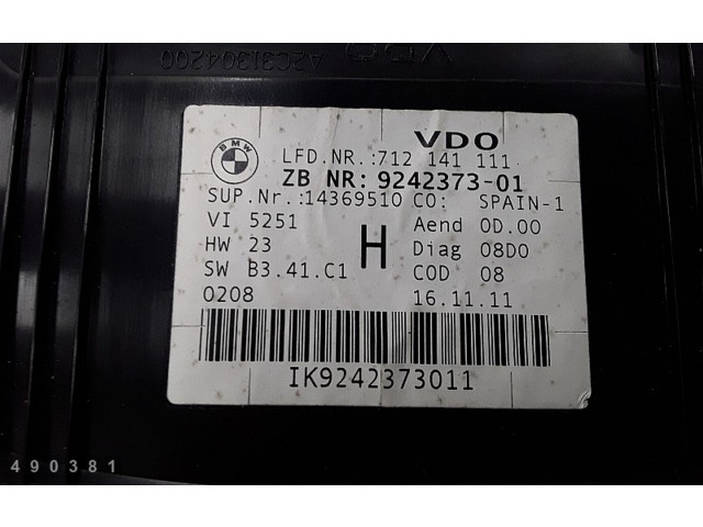 Přístrojová deska BMW X1 E84 2011 924237301