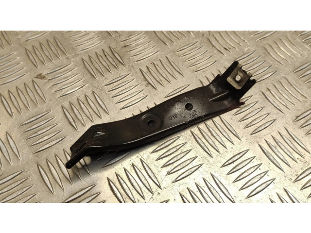 Держатель крыла