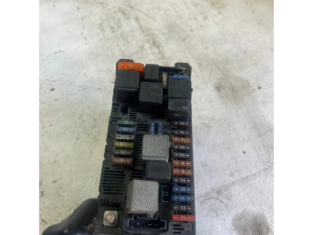 Блок предохранителей 2115452901   Mercedes-Benz E W211    