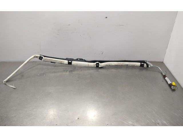 Блок предохранителей  1K6880741AA   Volkswagen Golf SportWagen    