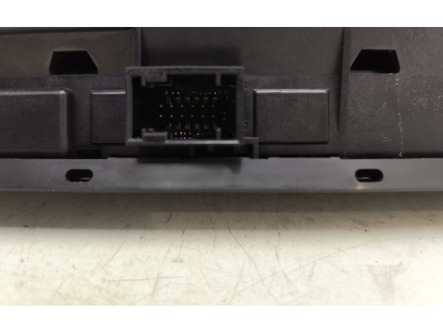 Дисплей 9836623980 Citroen C3 Aircross