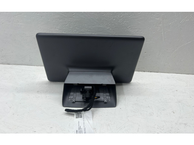 Дисплей    108954302J, 151677900C   Tesla Model 3