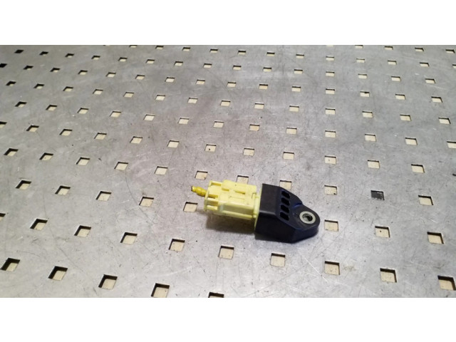 Датчик удара надувных подушек