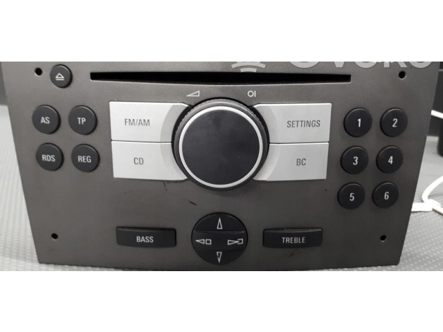 Pojistková skříňka Радио/ проигрыватель / навигация 93183902 Opel Zafira B 2009