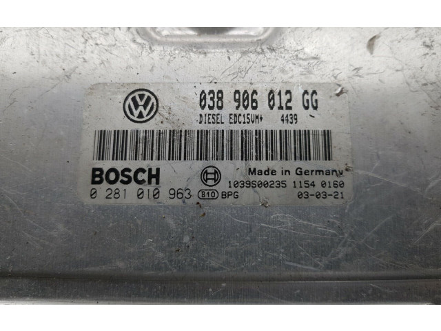 Блок управления двигателя 038906012GG   Volkswagen Bora